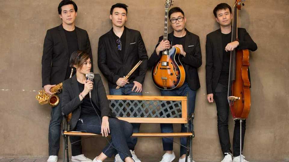Costume วงดนตรีงานแต่งงาน