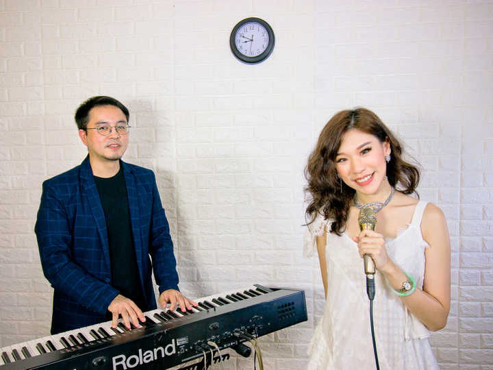 White Bird Band