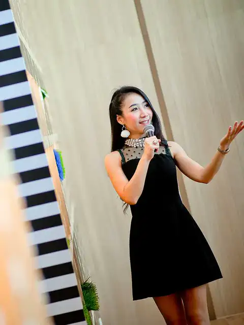 ศรุตา รังษีเสริมสุข Mc - Image Gallery Thumbnail No.8